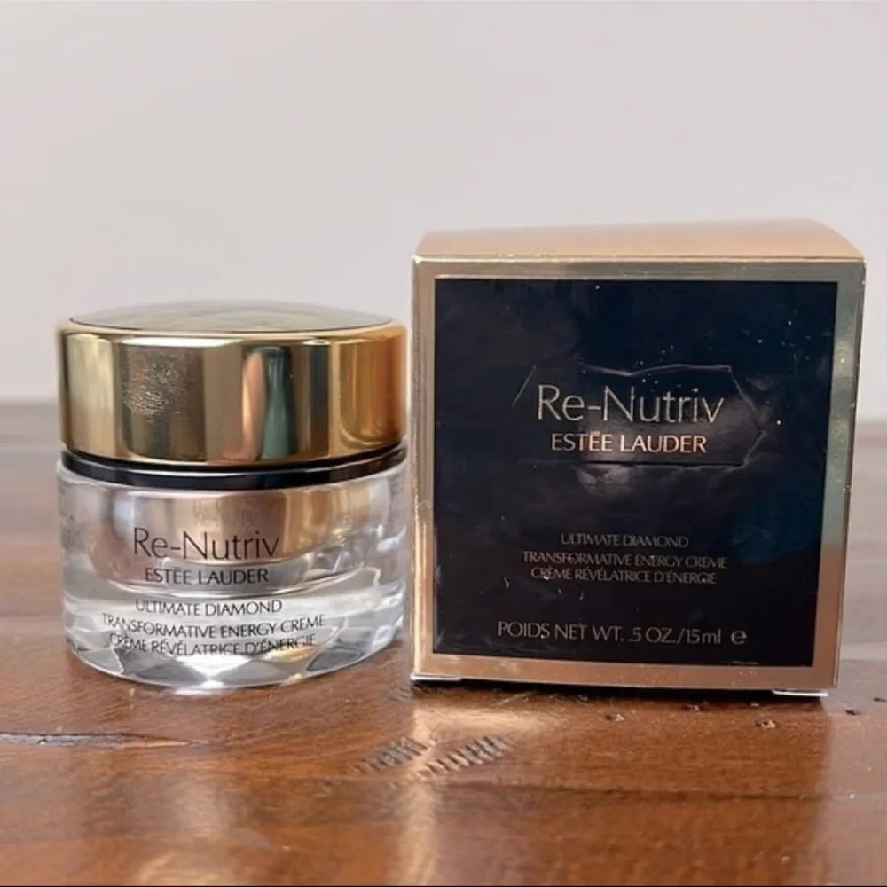 Estee Lauder • Re-Nutriv Ultimate Diamond Transformative Energy Creme